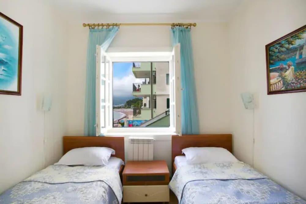 Beach Apartments Montesan