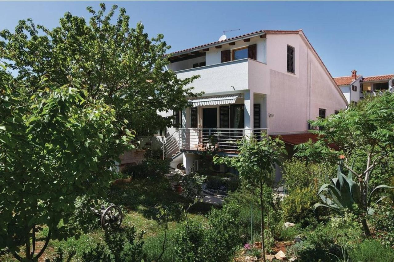 Apartment Rosa 1