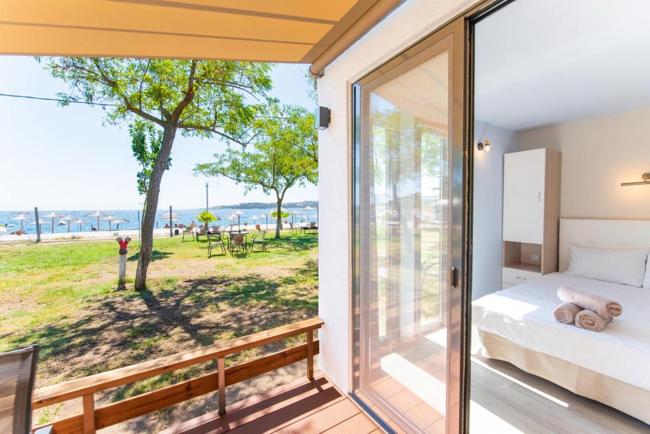 Vilas In The Garden by The Sea