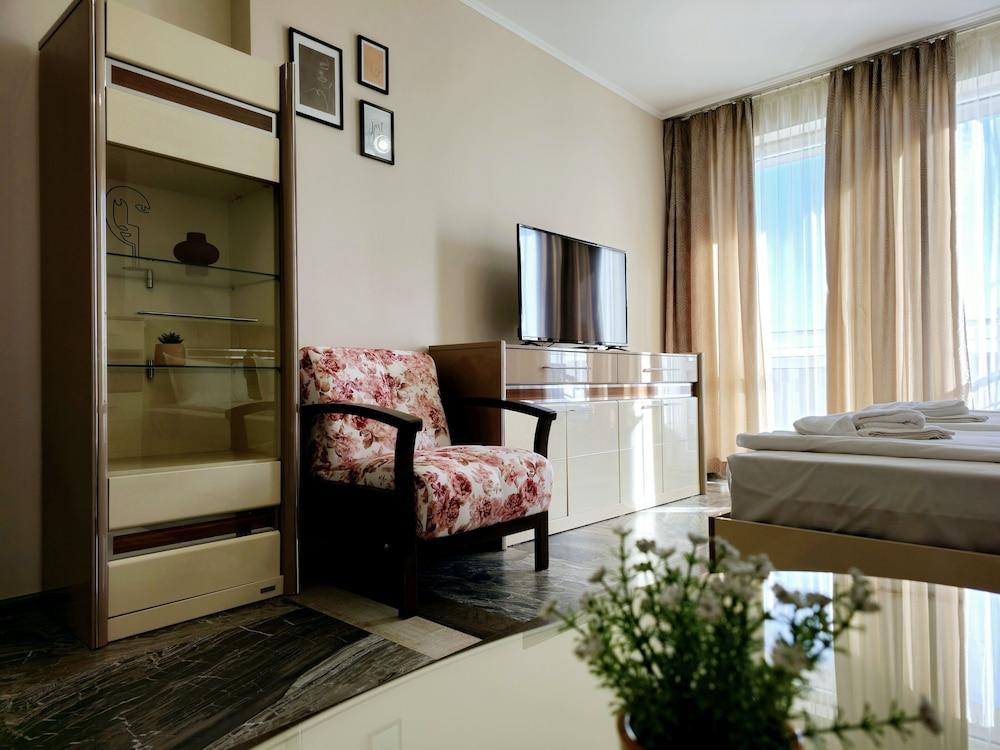 Hotel Avenue