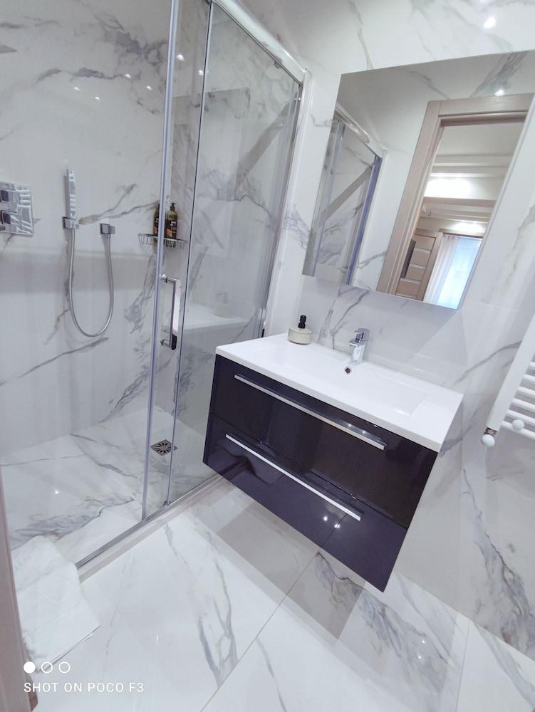 2BR&LIVING center city CHISINAU