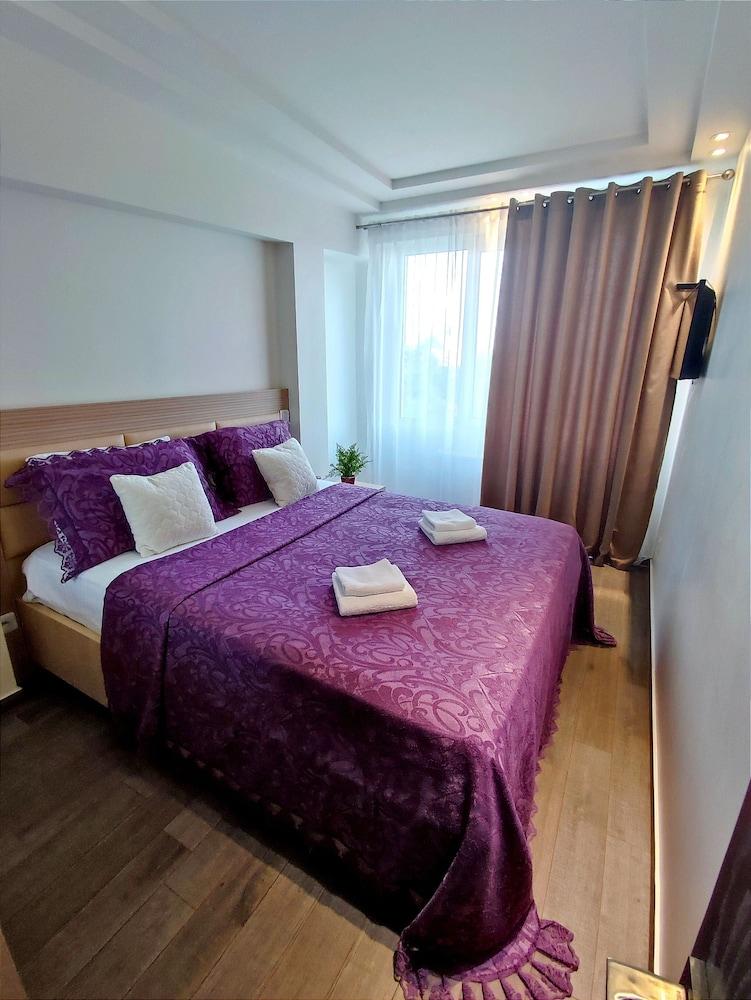 2BR&LIVING center city CHISINAU