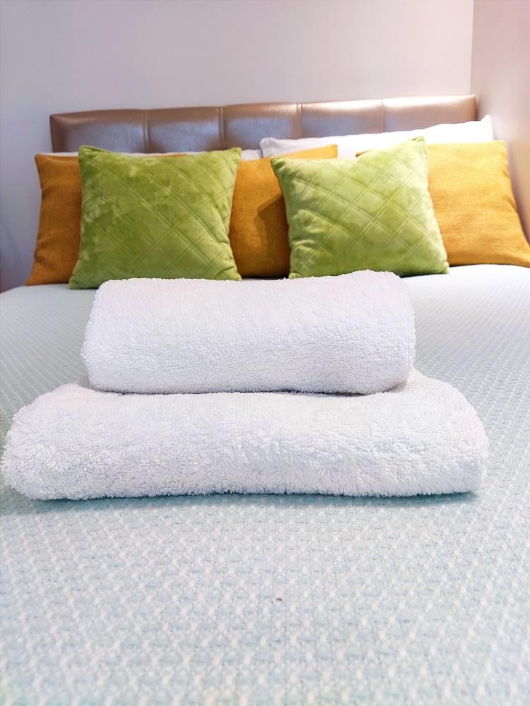 2br&living Center City Chisinau