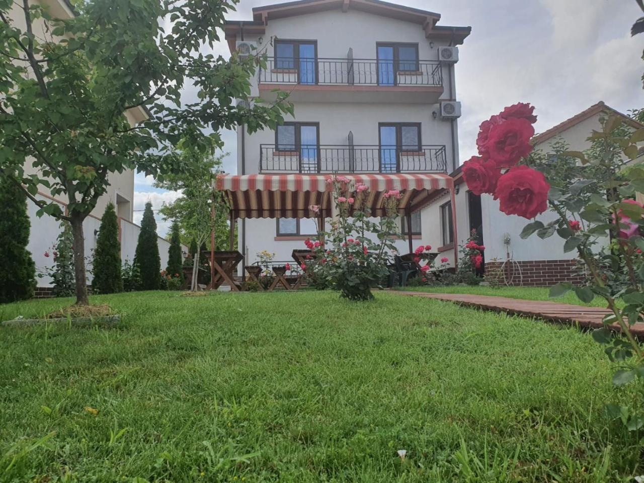 Vila M & G Mamaia Nord