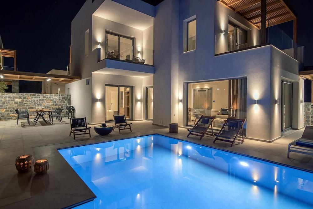 Blue Senses Villa Anemos Next To The Beach Heated Pool