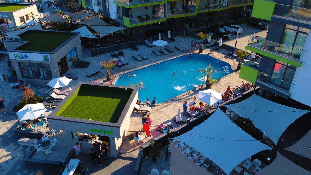Fantasy Studio Spa N Pools Beach Resort