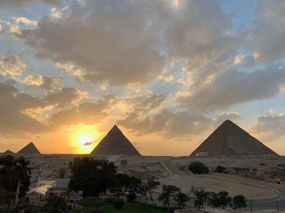 Phoenix Pyramids View, Cairo, Egypt