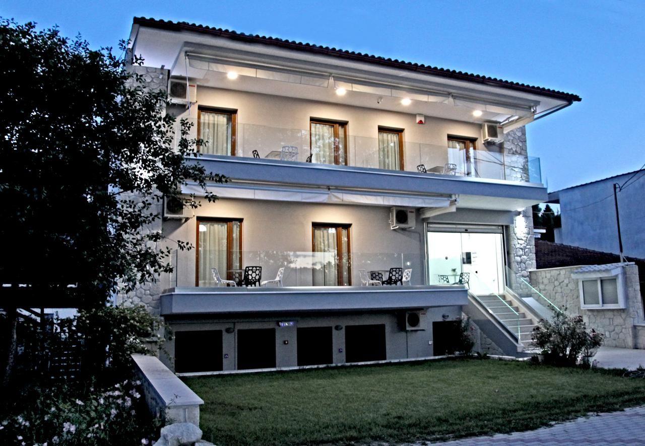 Kochili Apartments