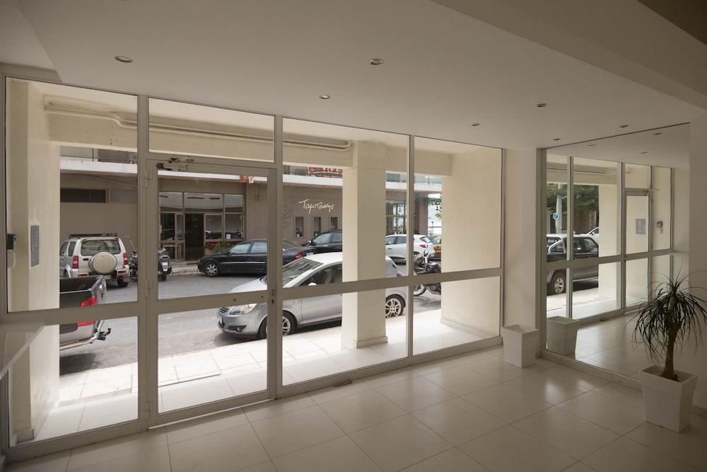 Seafront Apartment Grace