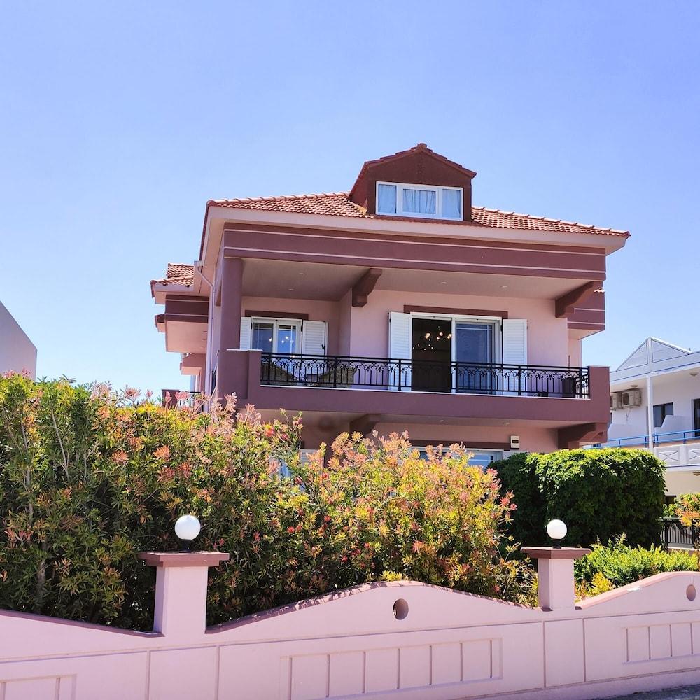 Aithrea S Homes In Pastida Rhodes