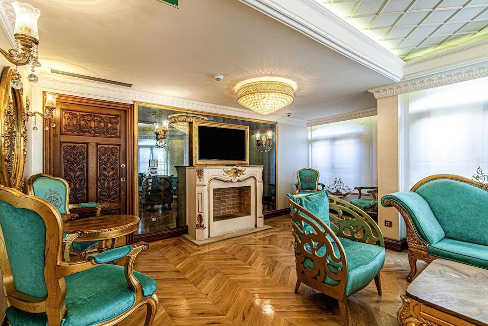 Magnificent Historic Mansion In Beylerbeyi