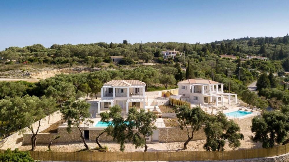 Tania Villa Elegant 4 Br Villa With Private Pool