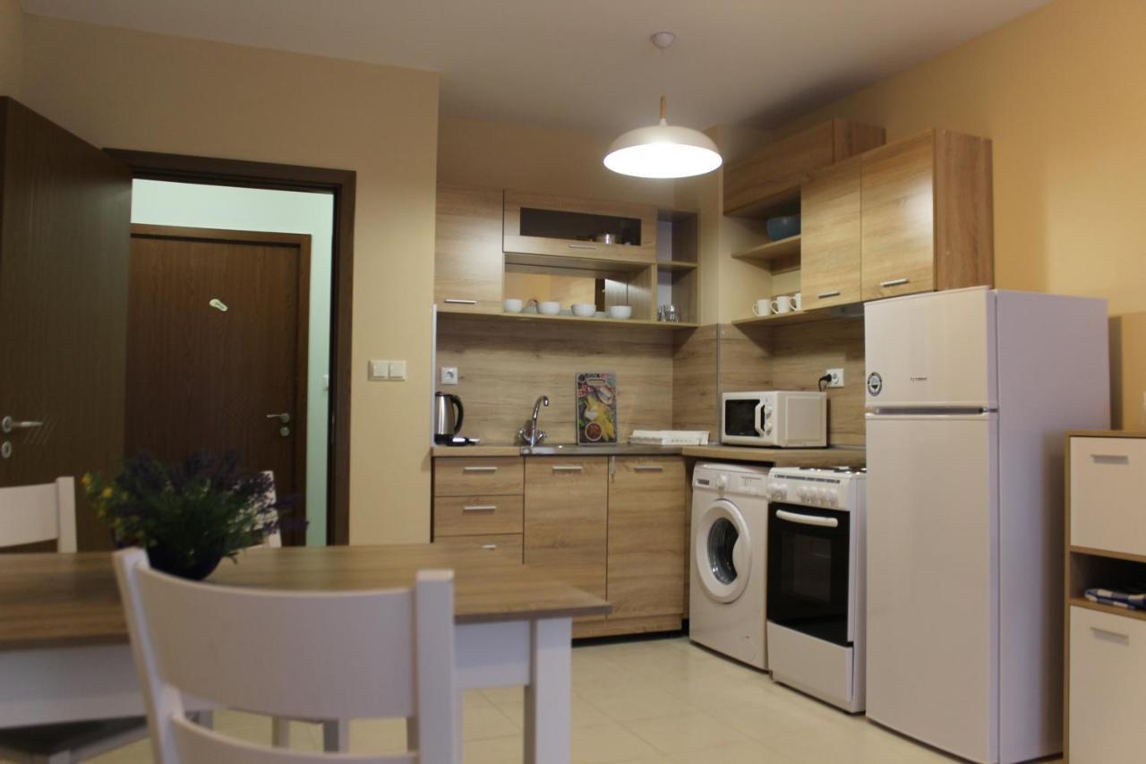 Dvustaen Apartament Geri