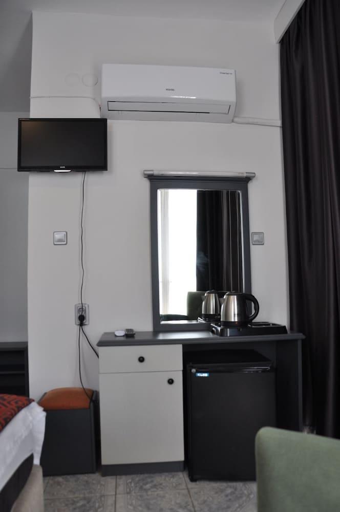 Livia Hotel