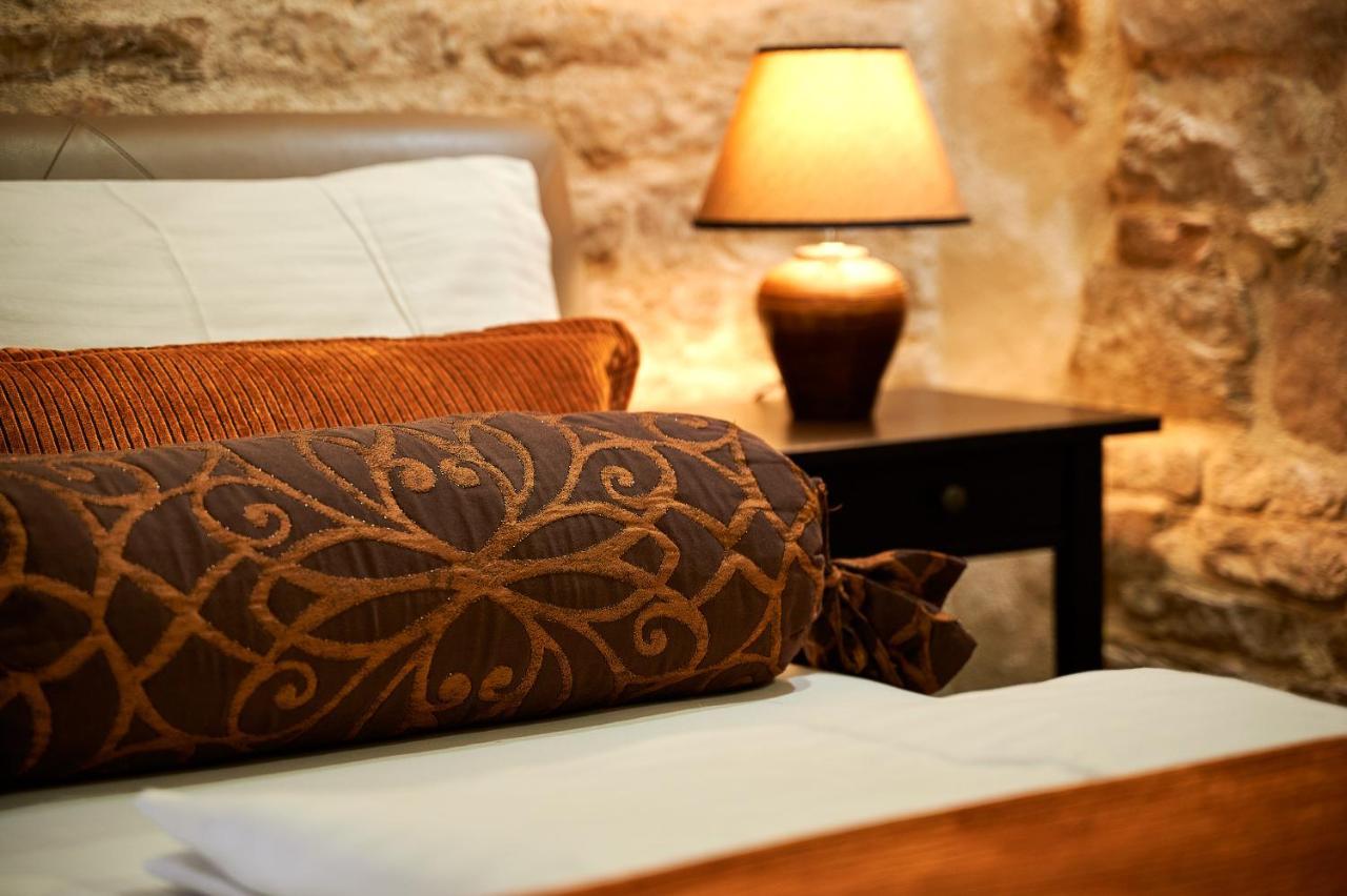 Rustic Apartments Sv Frane In The Old Town