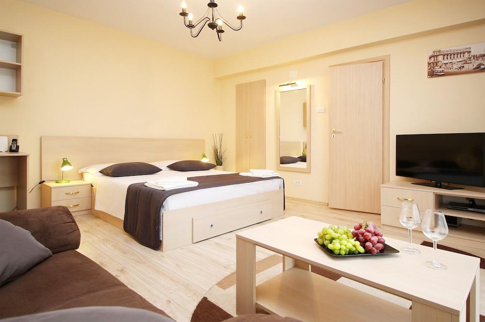 Alia Accommodation Bucharest Serviced Apartments
