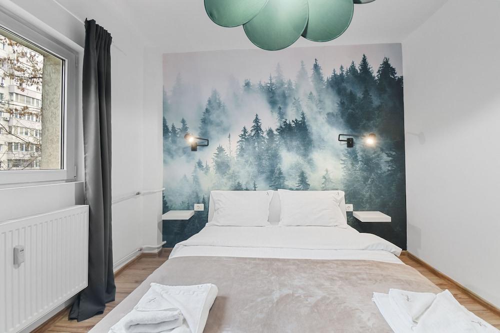 Apartment Turda Close To The Elias