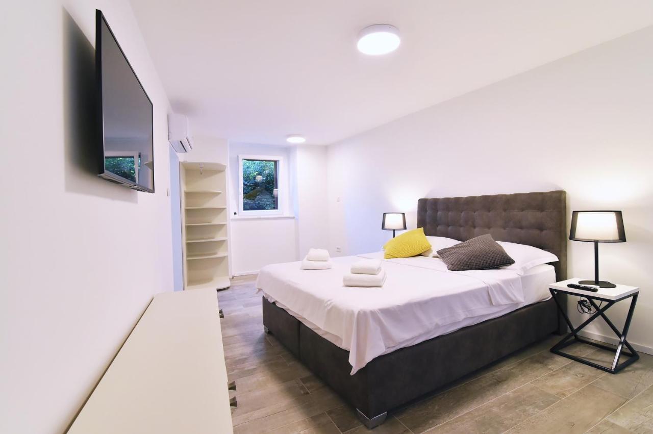 Apartments Pia Volosko, Opatija