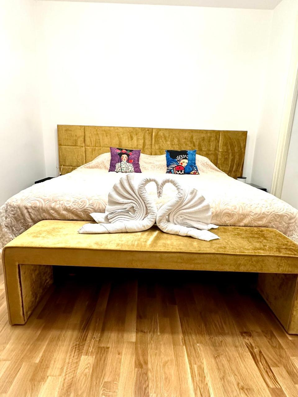 City Center Apartment