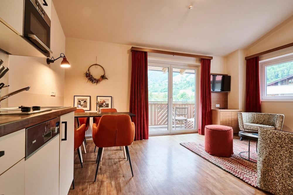 Evi Apartments Berta