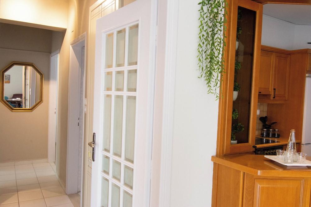 Renaissance City Apartment