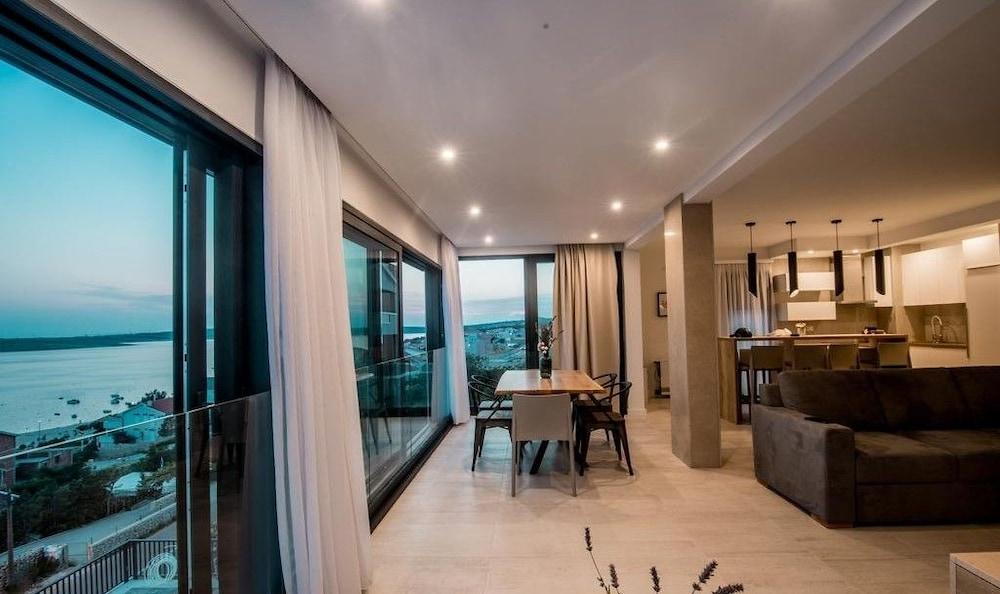 Luxury Apartments Madomi