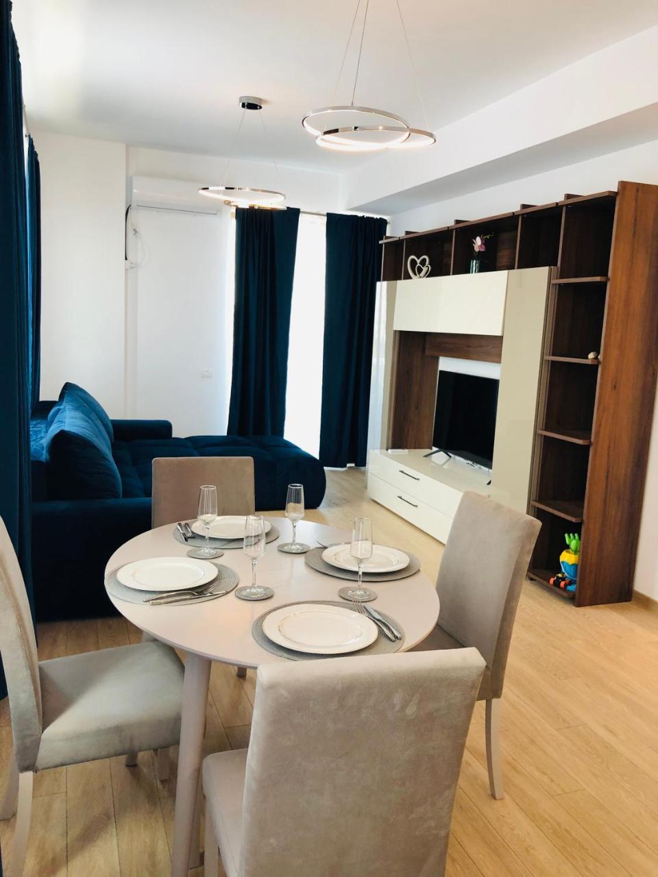 Dxn Luxury Apartment 3