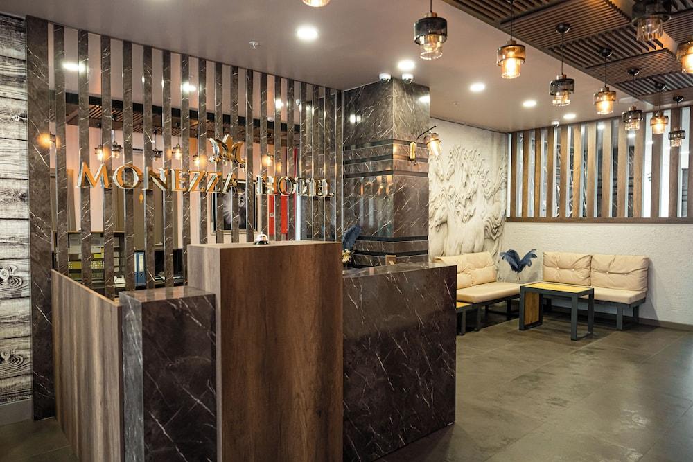 Monezza Hotel Maltepe