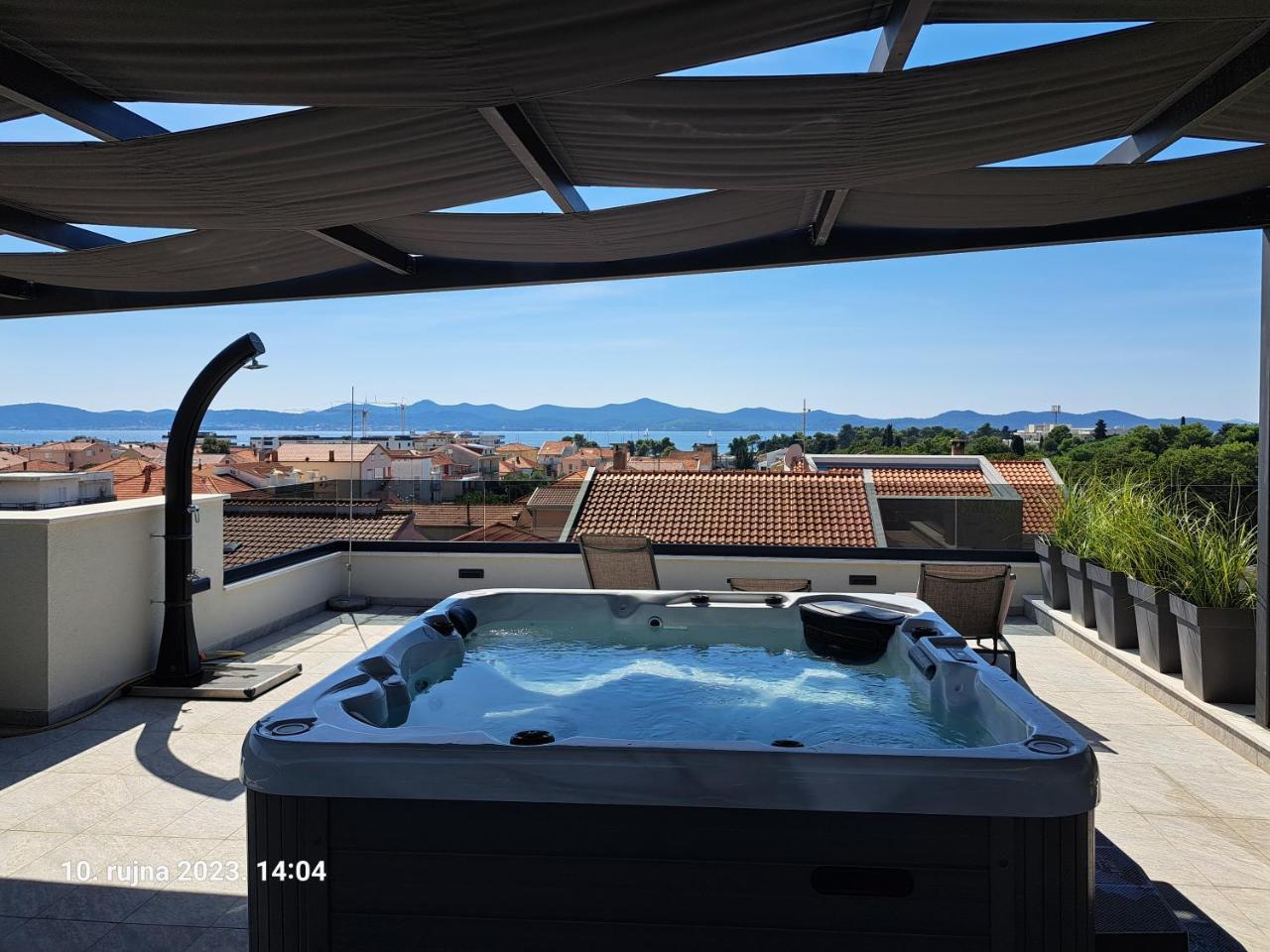Apartment Bruno Luxury Penthouse With Jacuzzi