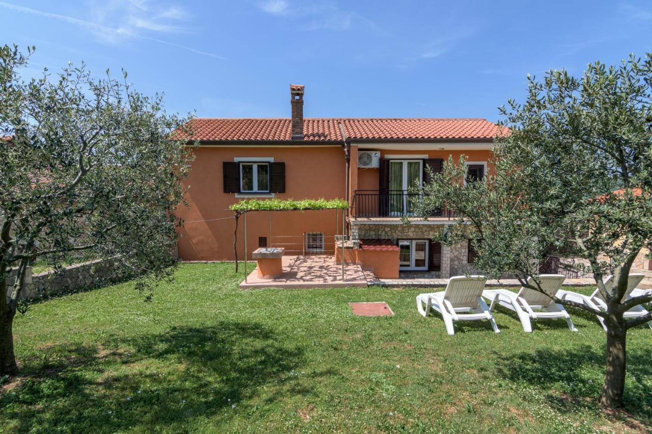 Family Friendly House With A Parking Space Sveti Martin, Central Istria Sredisnja Istra 7849