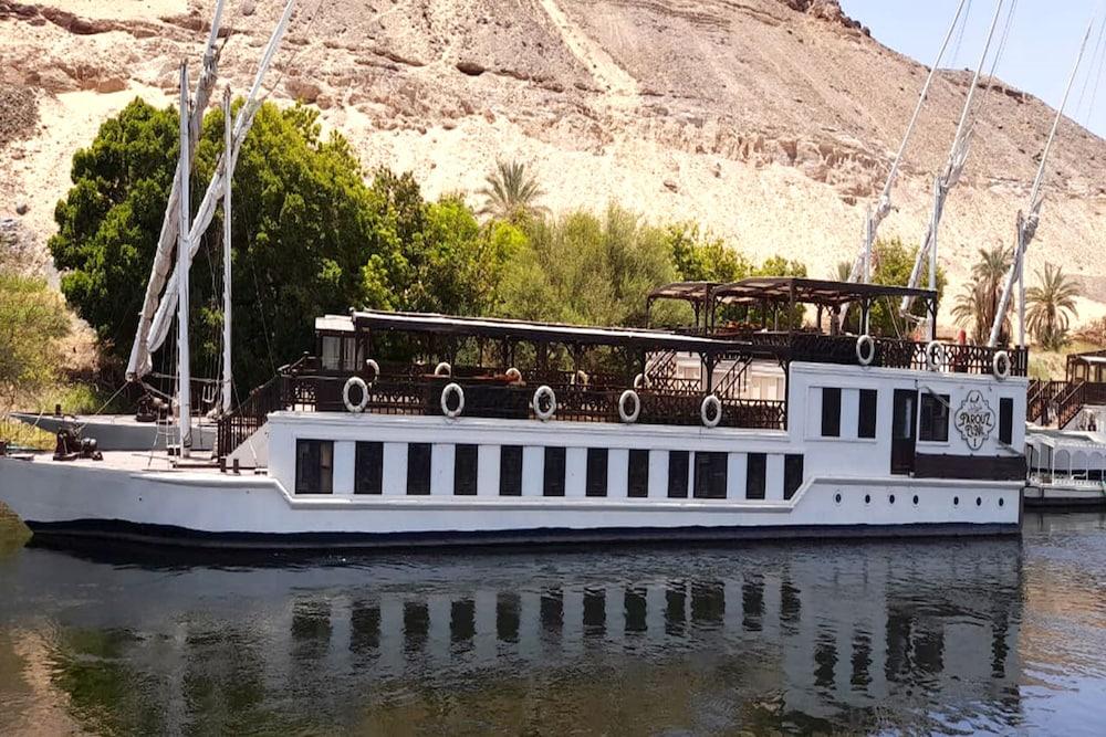 Dahabeya Farouz El Nil I Nile Cruise