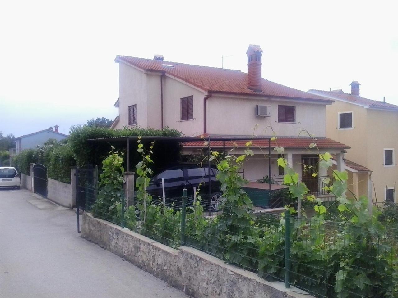 Apartment Edi 1