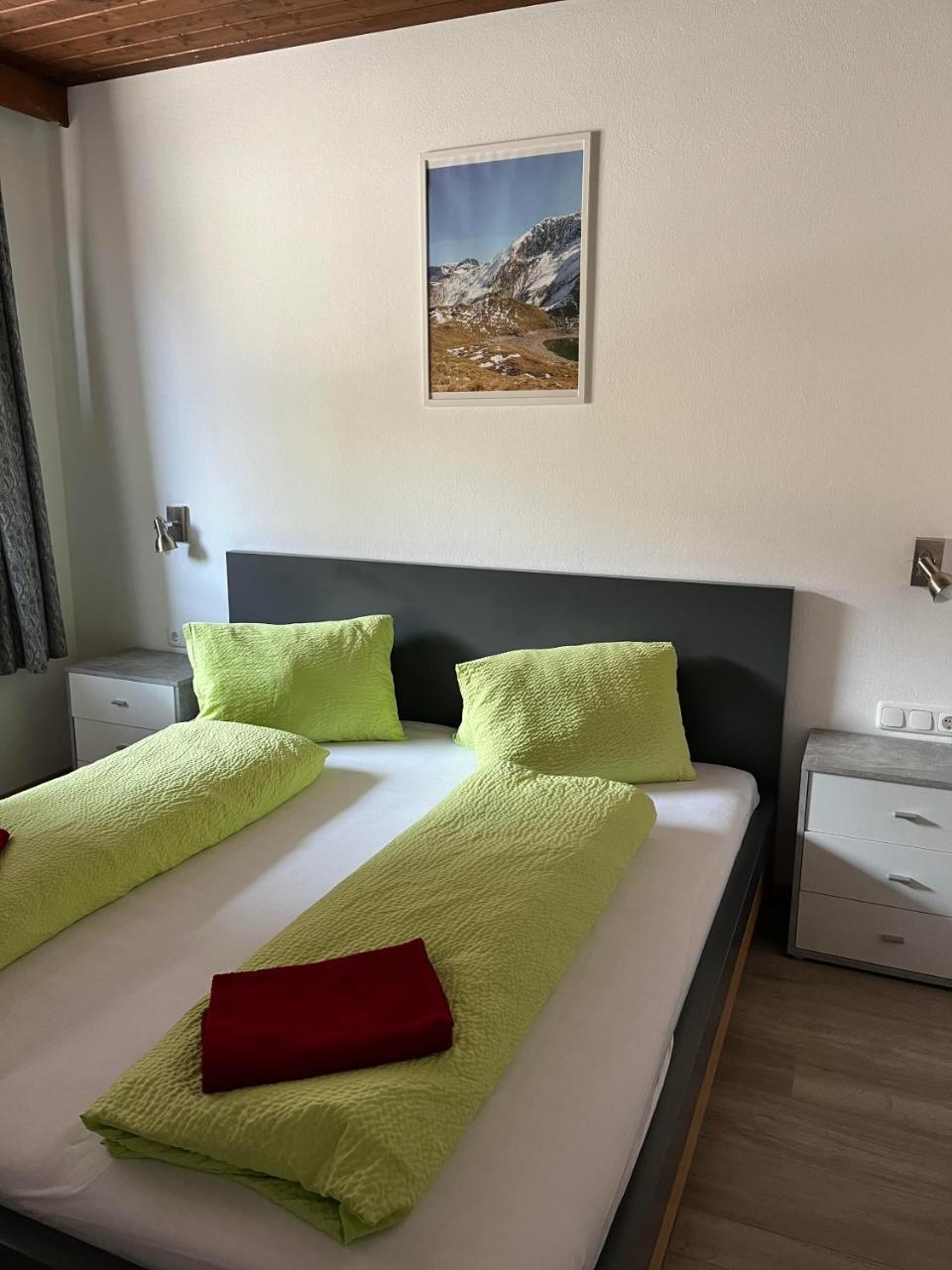 Pension Steiner, 6143 Matrei Am Brenner, Brennerstr 18b!check-in Between 15 - 21 O'clock!! No Breakf