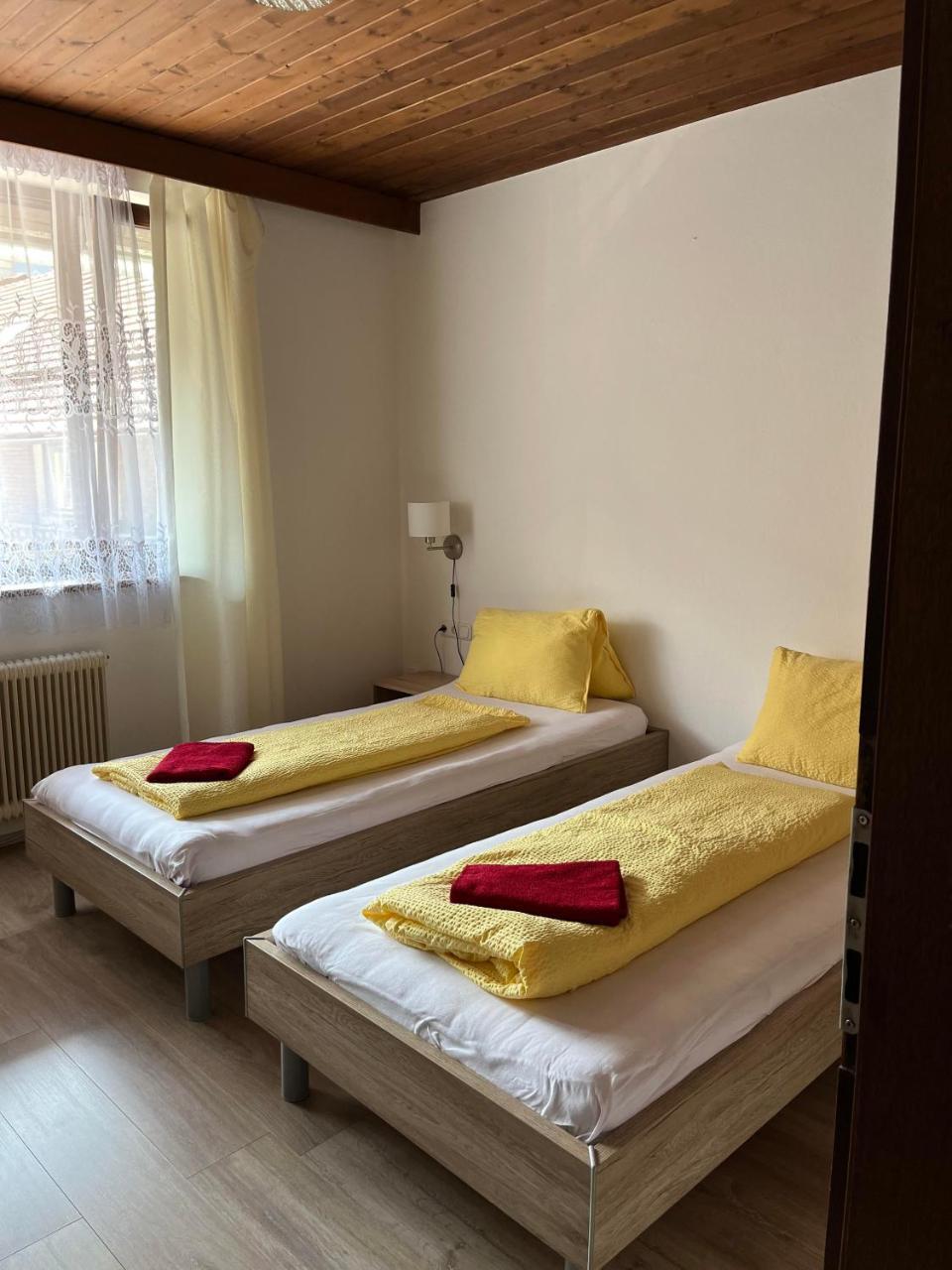 Pension Steiner, 6143 Matrei Am Brenner, Brennerstr 18b!check-in Between 15 - 21 O'clock!! No Breakf