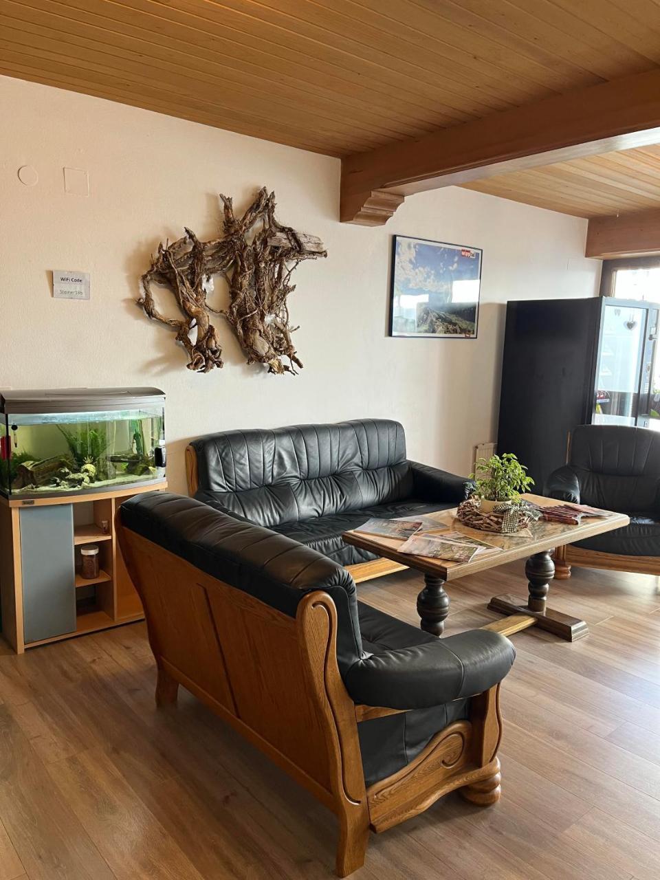 Pension Steiner, 6143 Matrei Am Brenner, Brennerstr 18b!check-in Between 15 - 21 O'clock!! No Breakf