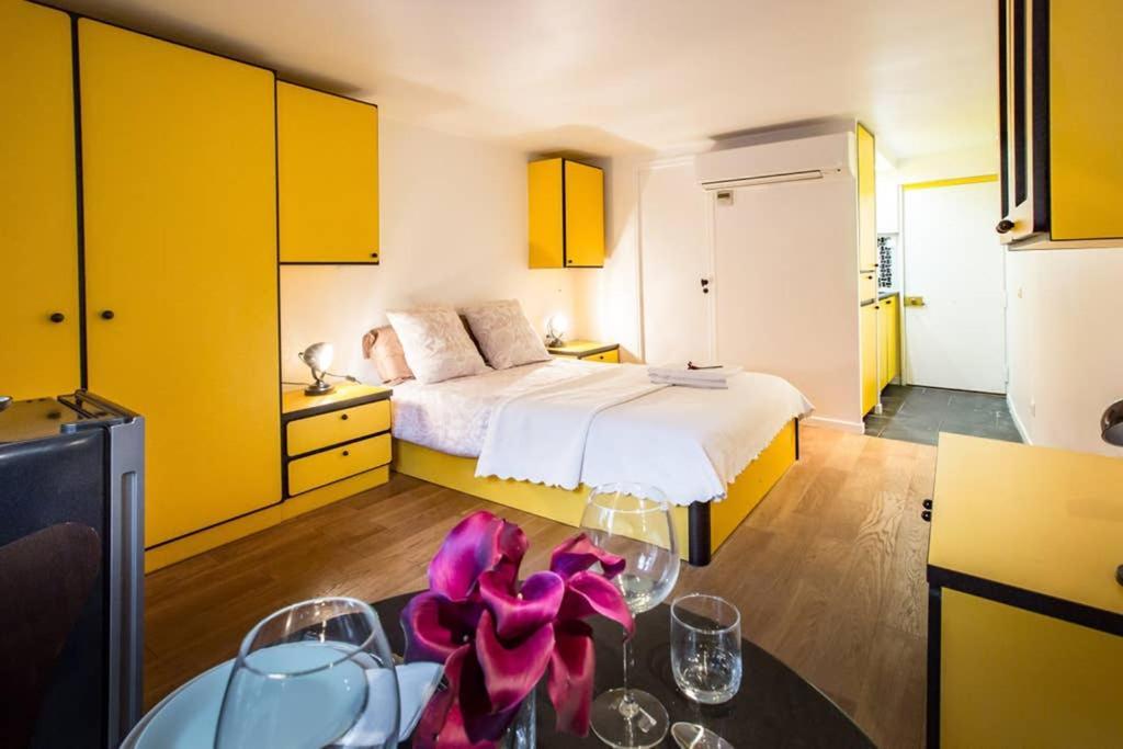 Charming Le Marais Retro