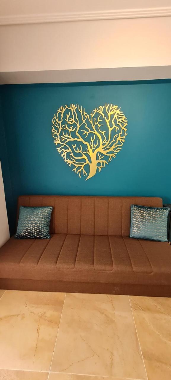 New Stylish Apartment In Athens!