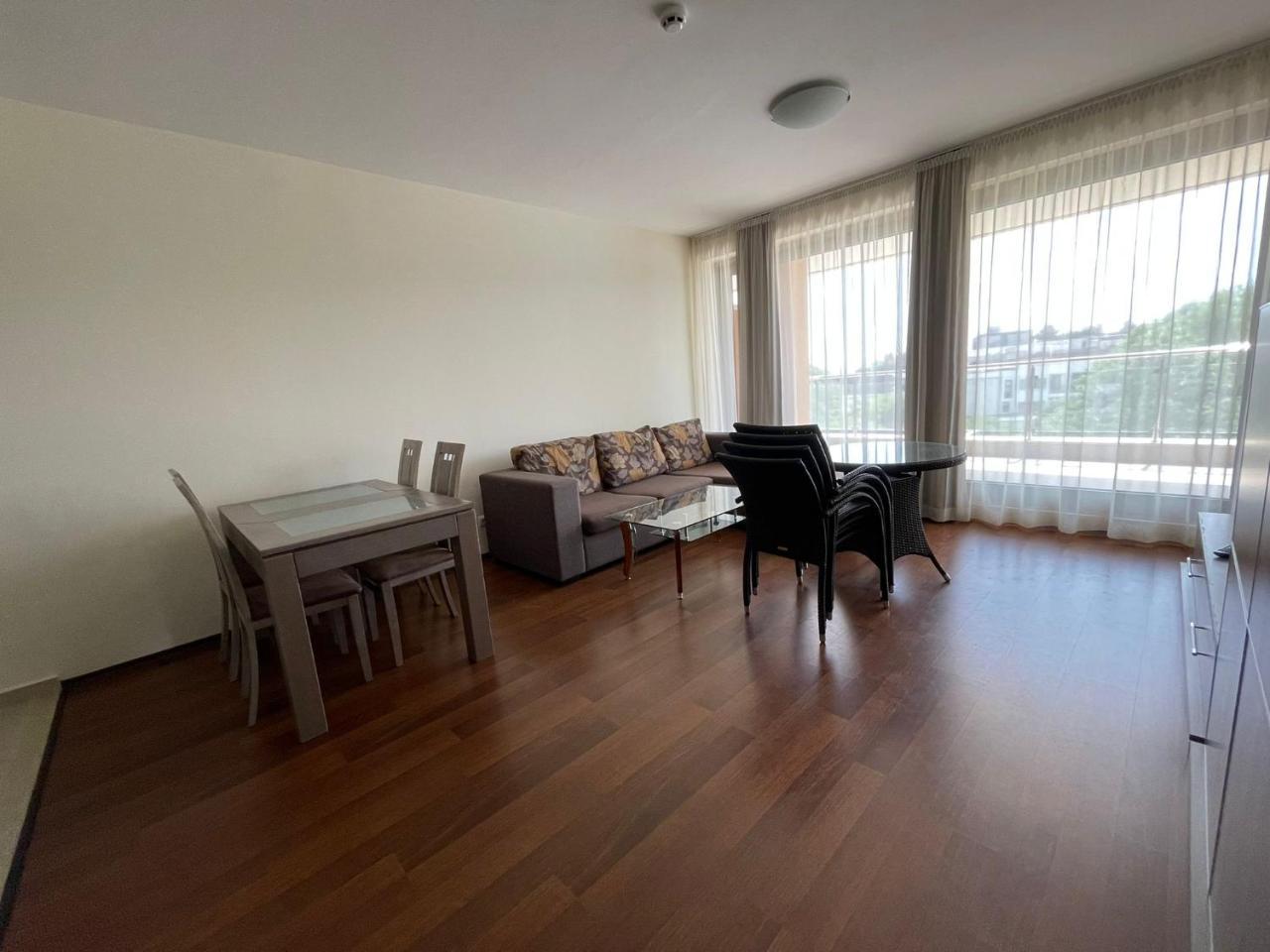 Apartments In Peter House