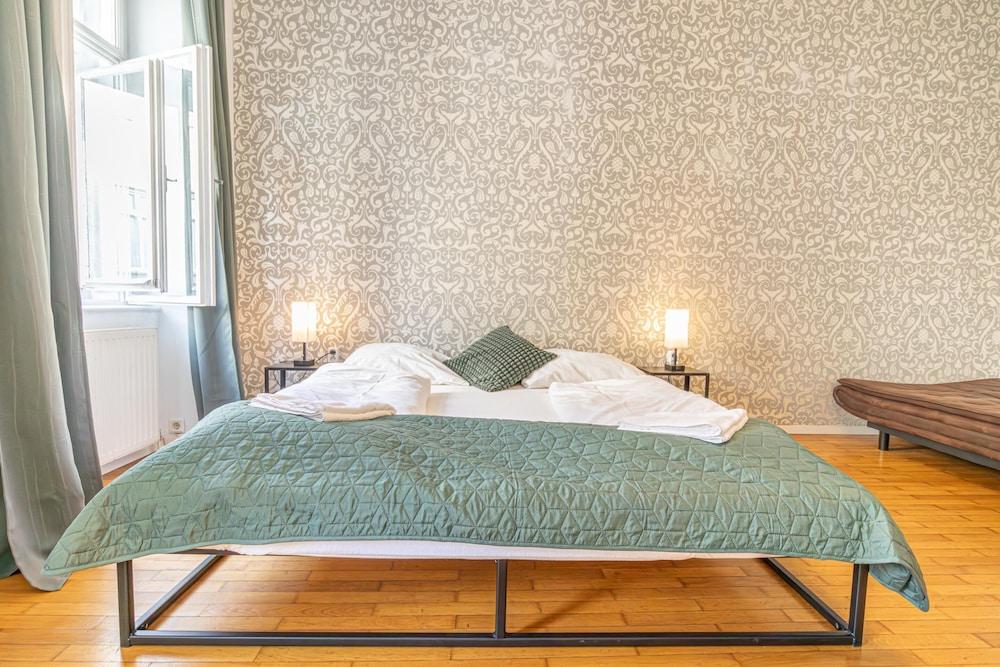Friendly 2br Apt Near Rennweg