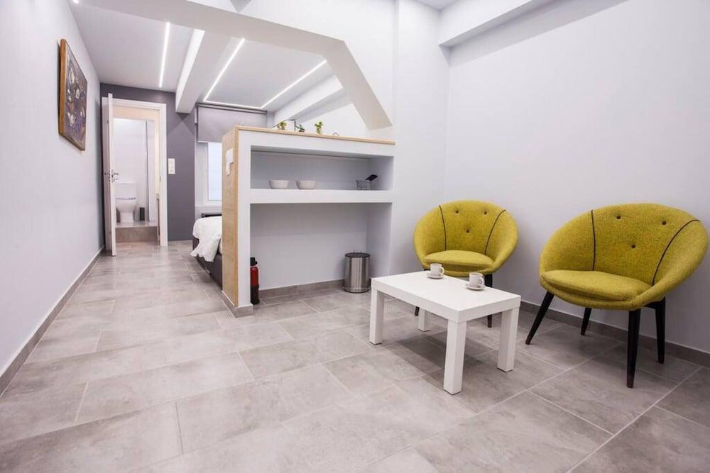 Exclusive New Modern Apartment At Syntagma Square