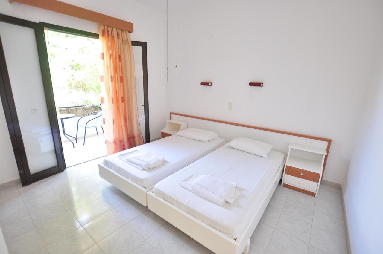 Antigonis Apartments