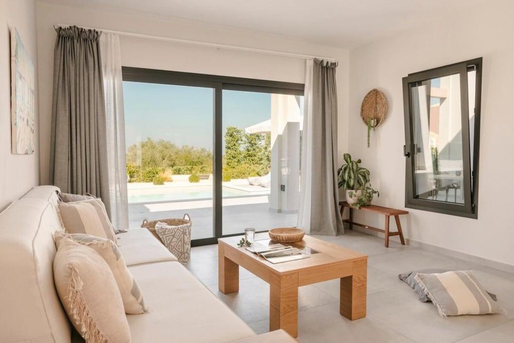 Karma Unalome Villas