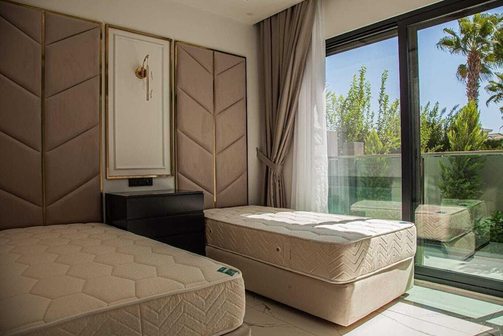 Edem Apartments