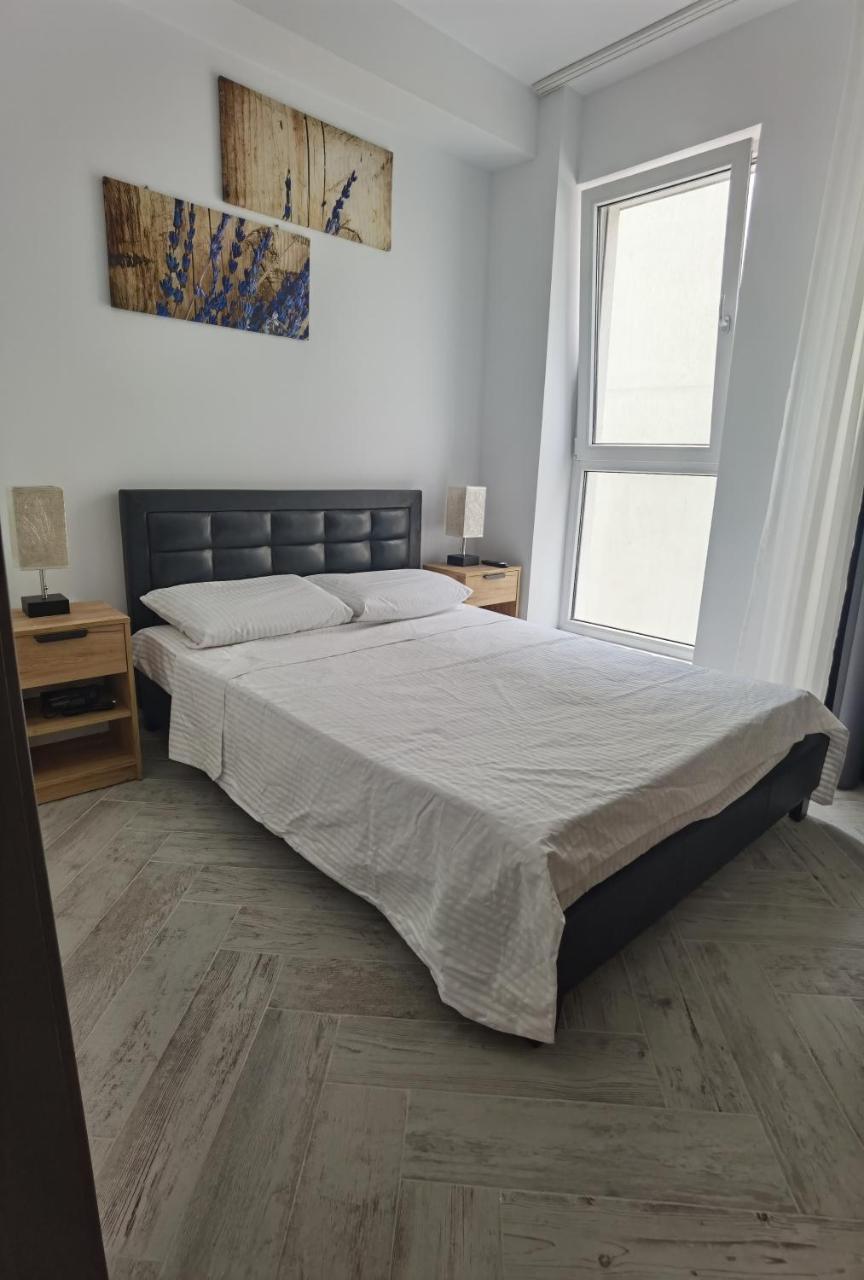 Apartamente Elira Blackxy Mamaia Nord & Parking Included