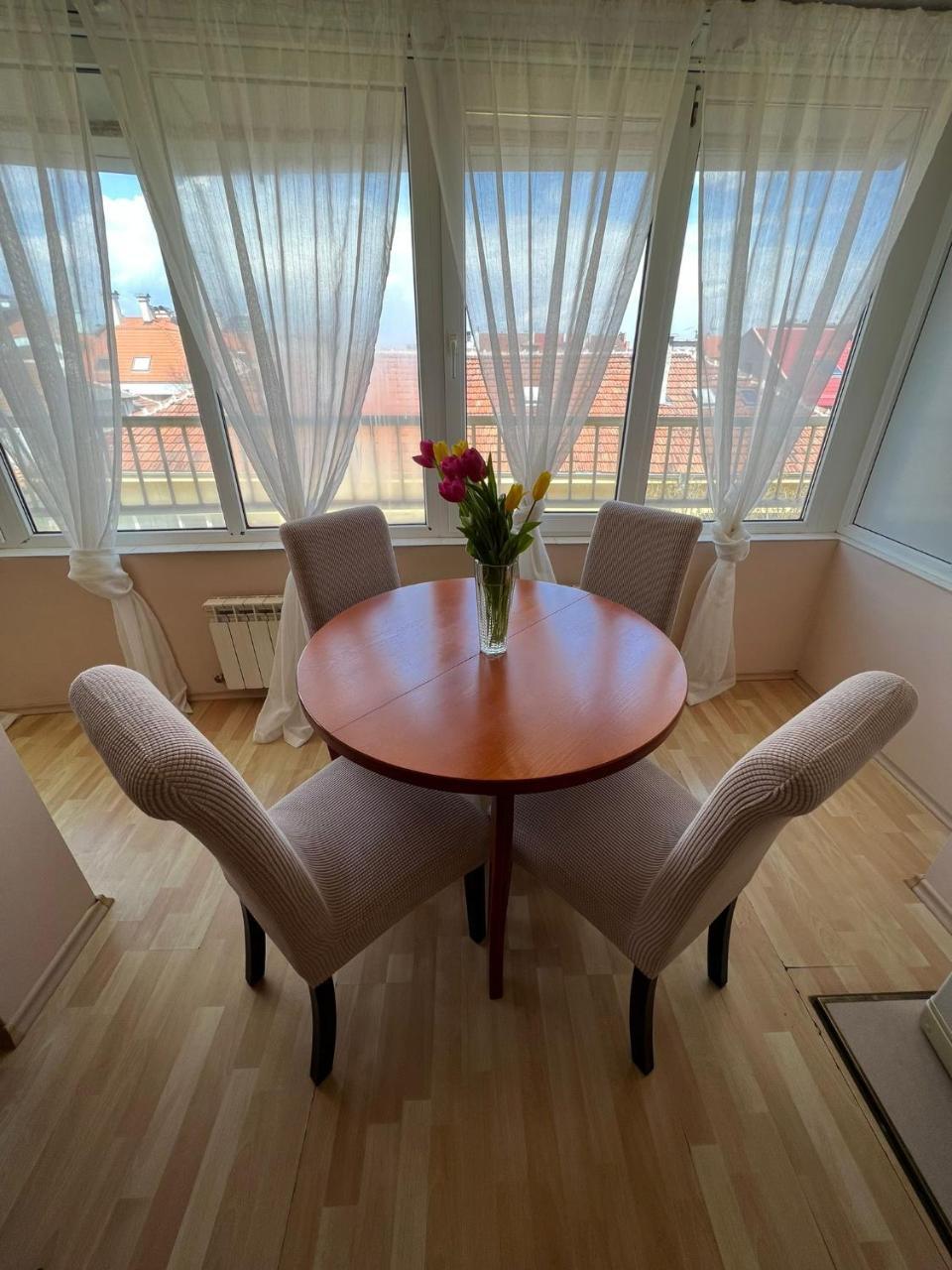 Apartment Raya