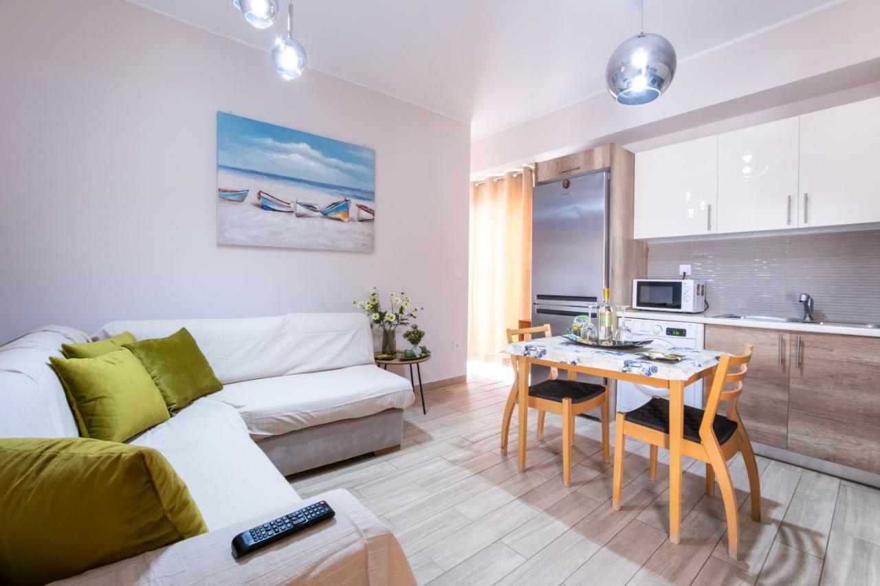 Family Apartment Near Port