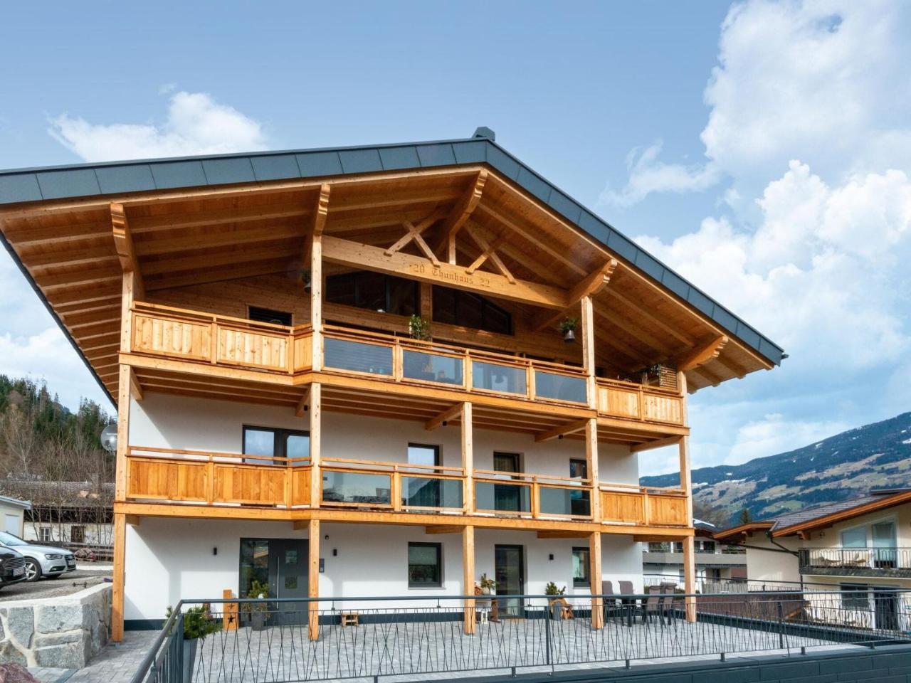 Spacious Apartment In Uderns With Balcony