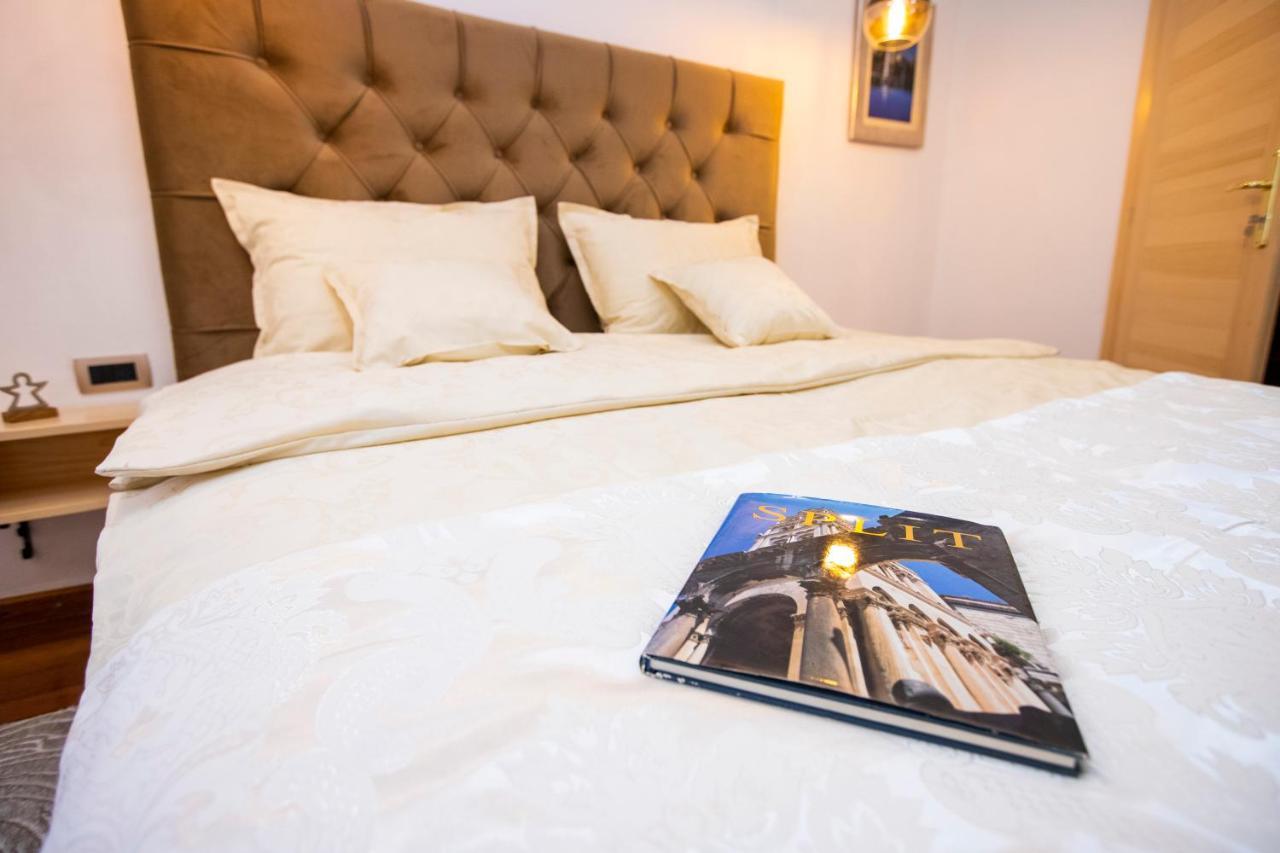 Ideal Rooms #1