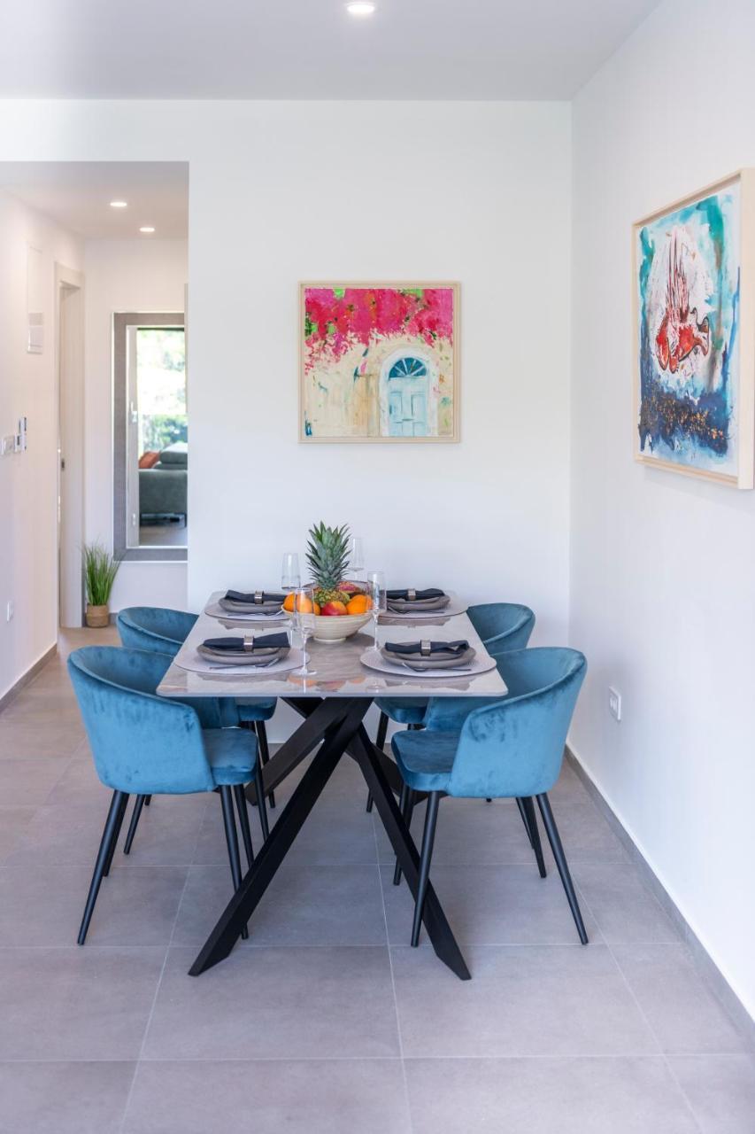 Family Ambient Apartment
