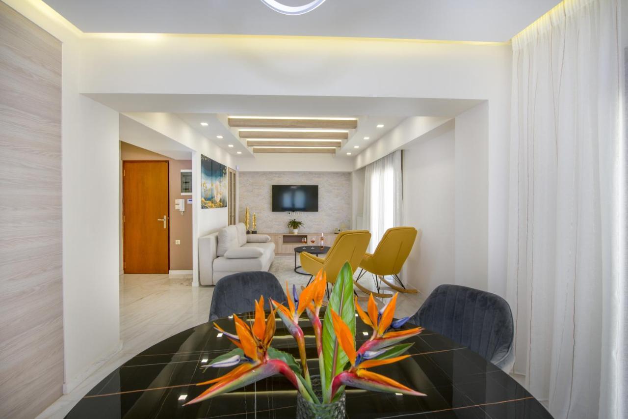 Aretousa Home